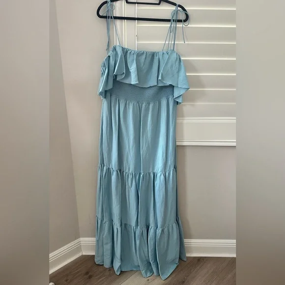 bcbg light blue dress Alice + Olivia Dresses Blue And Green